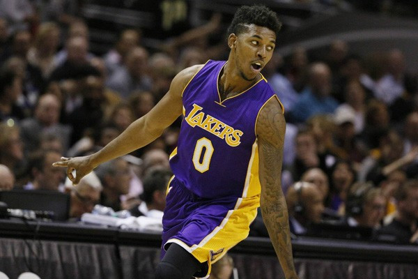 又绝杀！这支球队真的懂浪漫（又一次压哨绝杀！这支球队太会浪漫了）