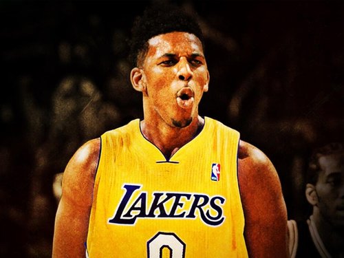 豪门队长批评密集赛程：球员不是机器（豪门队长抨击赛程过密：球员不是机器人）