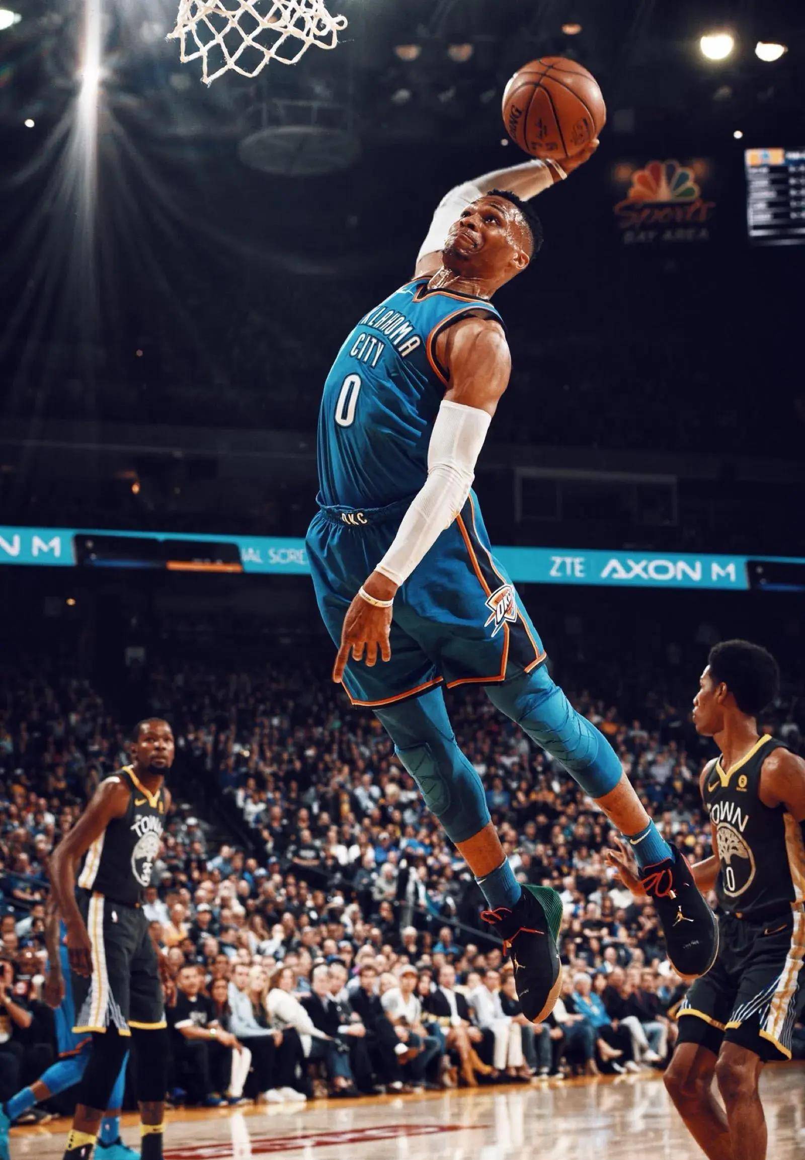 炸翻英超！穆里尼奥弃皇马转投利物浦？3大争议+10亿转会费，红军能逆袭？（英超大地震：穆里尼奥离开皇马改投利物浦？三重争议叠加+10亿豪购，红军能否逆袭？）