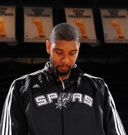 齐沃：感谢大家的称赞，但上场的是球员，功劳属于他们（齐沃：感谢肯定，但冲锋在前的是球员，荣誉属于他们）